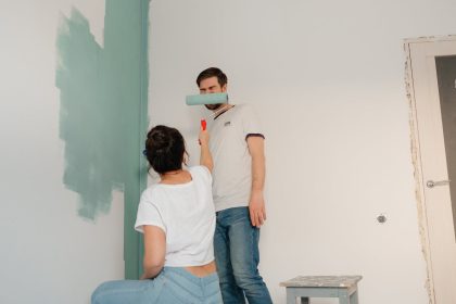 astuces et techniques efficaces pour peindre un mur sans trace
