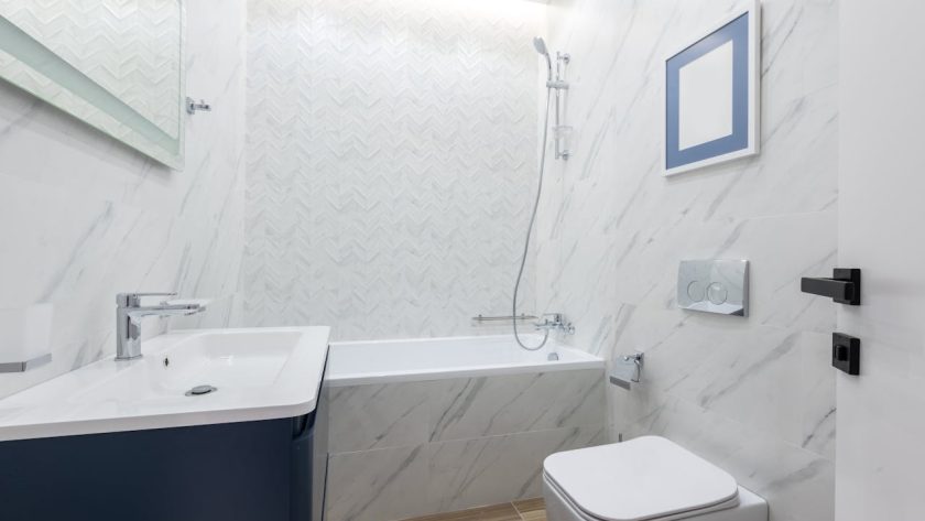 conseils et astuces faciles pour relooker un meuble de salle de bain
